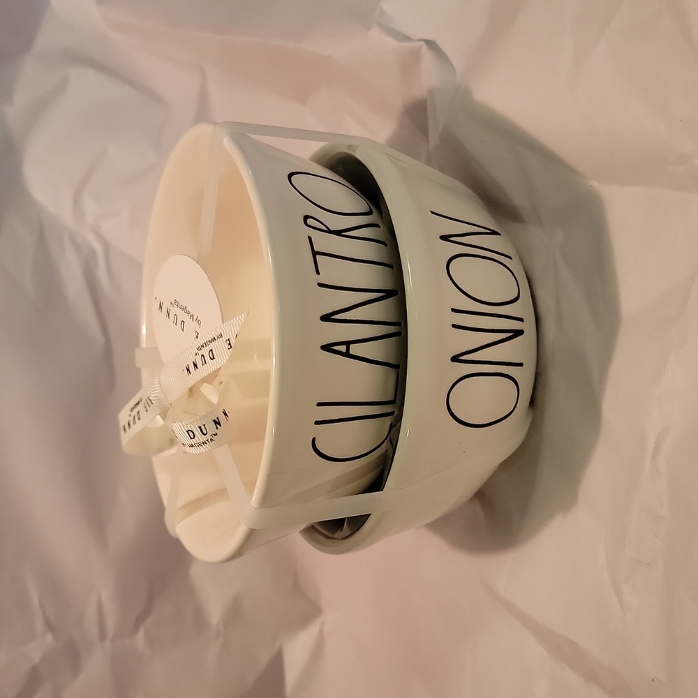 Brand new! Rae Dunn cilantro and onion serving bowls!!